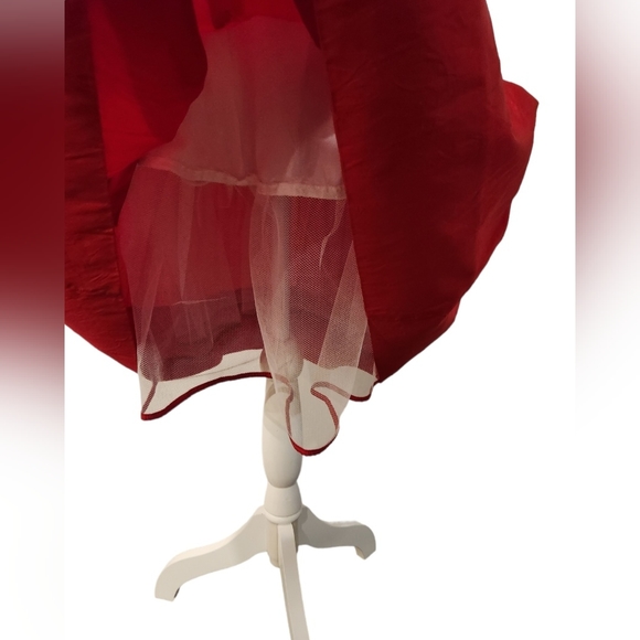 COPY - Vintage Designer Red Taffeta 100% Silk Dress - Picture 4 of 6